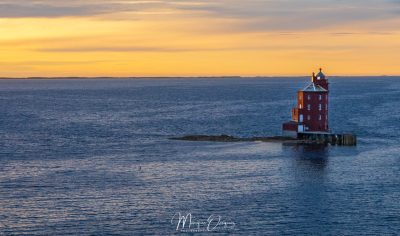 Phare Kjeungskaer au coucher de soleil